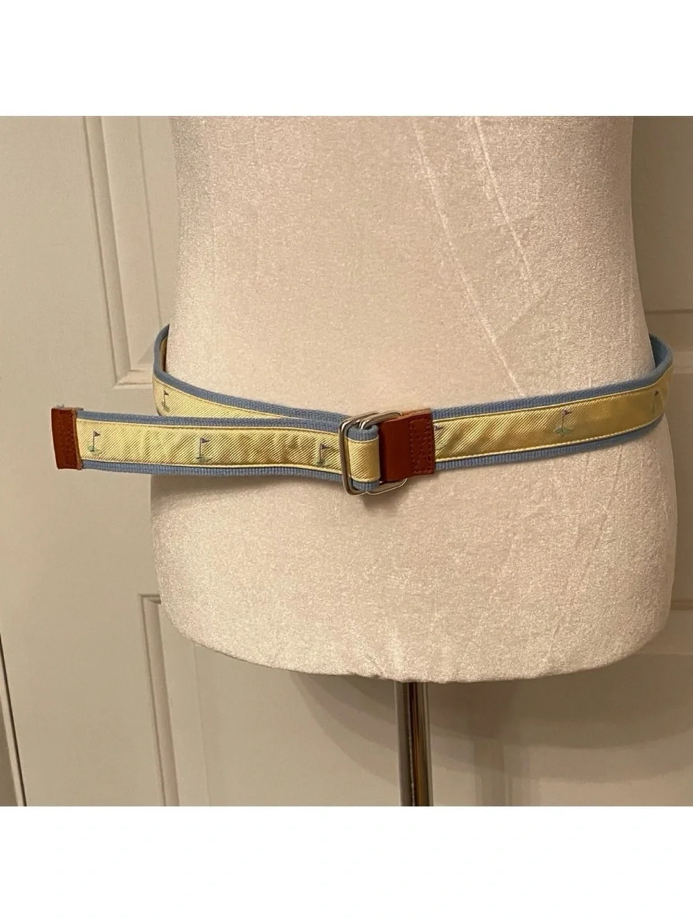 J. McLAUGHLIN BELT GOLF FLAG BLUE WEBBING YELLOW RIBBON BROWN LEATHER SIZE S USA